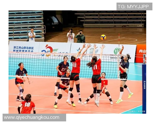 成都排球队展现灵活战术风采引领联赛新趋势 成都排球队展现灵活战术风采引领联赛新趋势