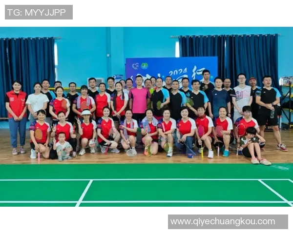 成都羽毛球队中路突破之道深度解析与战术探讨