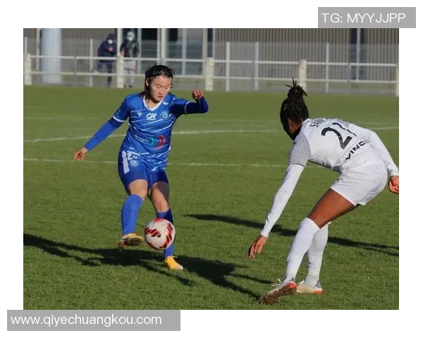 最美足球明星娇妻背后的故事与生活点滴揭秘